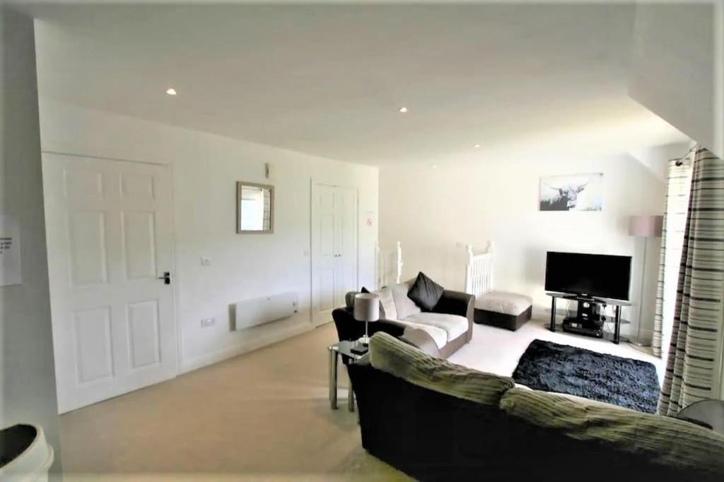 Beautiful Loch Side Apartment With Panoramic Views Fort William Exterior foto